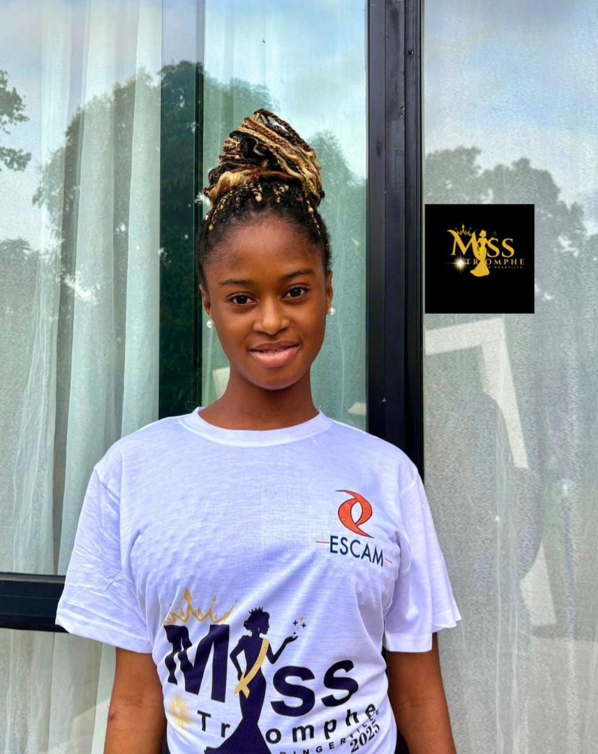 TAPE YLA ESTHER